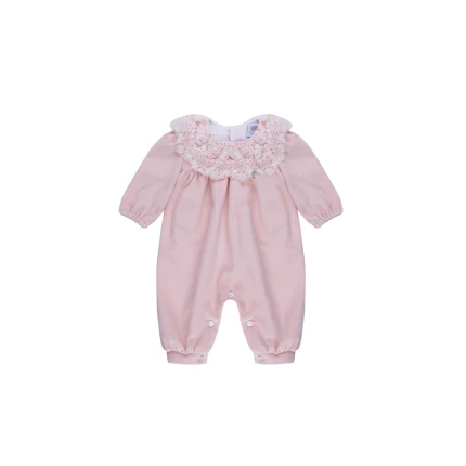 Tutina Marlù rosa con colletto in pizzo ricamato